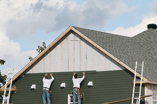 Professional Siding Replacement technician working in Amity, PA